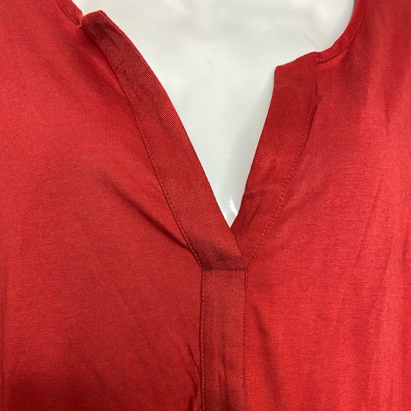 Party top RED V NECK TOP. Dress up or down. Tag says L, but fits like a M - Picture 2 of 5